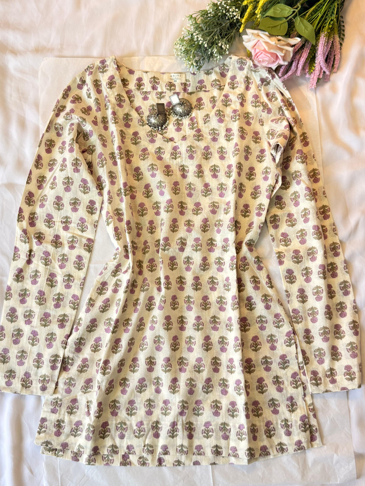Long sleeve kurti